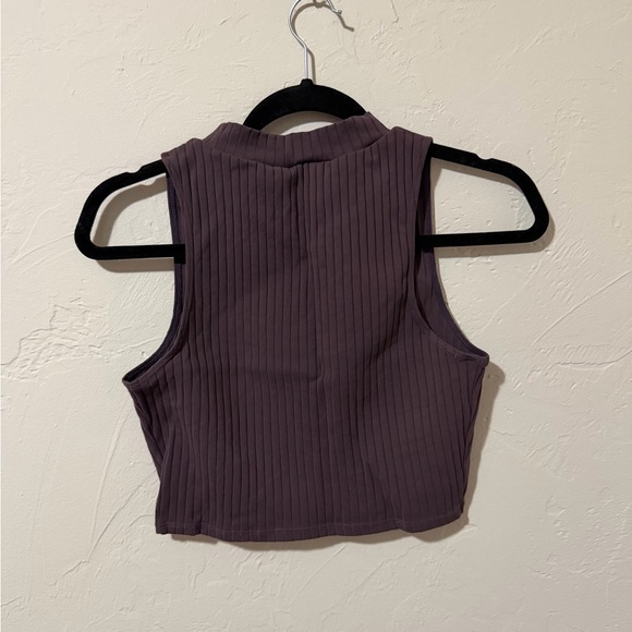 Ptula Ribbed Crop Top - Plum - Picture 2 of 3